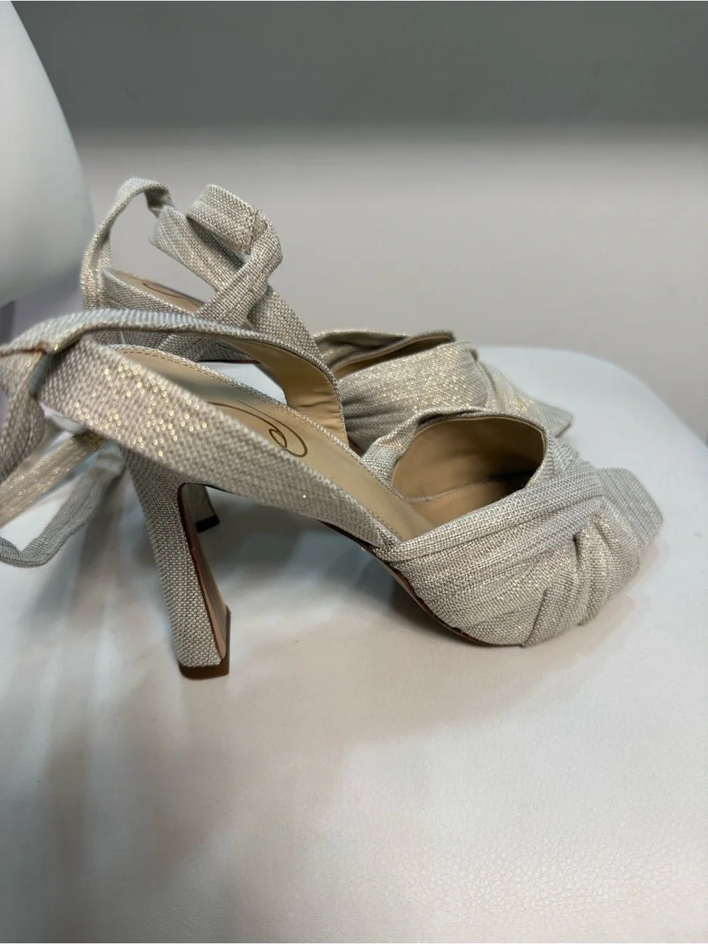SAM EDELMAN Womens Twisted Lenora Peep Toe Flare Heeled Sandal